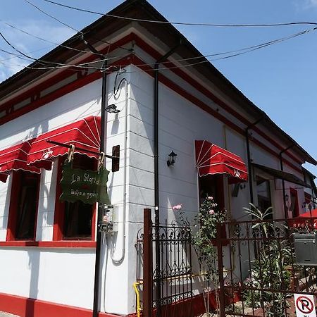 La Storia Guest House Питешти Экстерьер фото